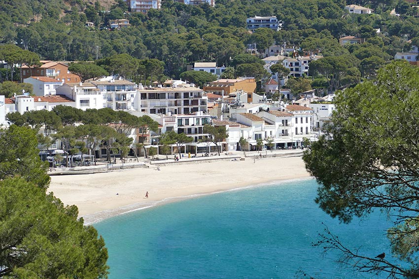 Strand an der Costa Brava