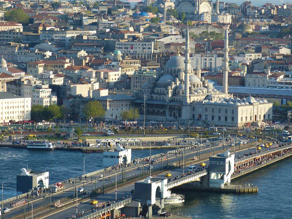 Galata Brücke über den Bosporus